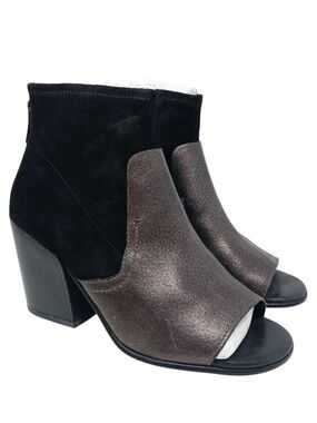 NEW Naked Feet BETA Black Bronze Open Toe Booties Size 8
